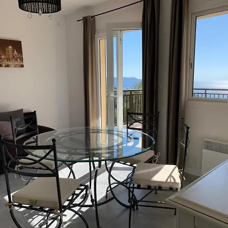 Les Asphodeles Apartment *