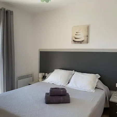 Les Asphodeles Apartman *